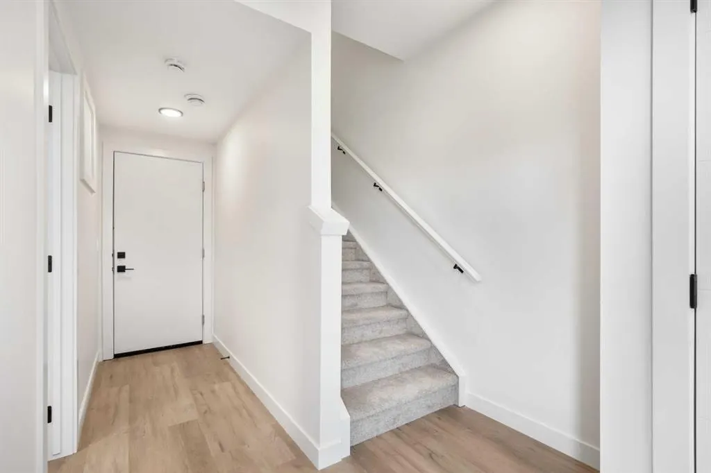 1230 3 Street SE #101 — photo 3