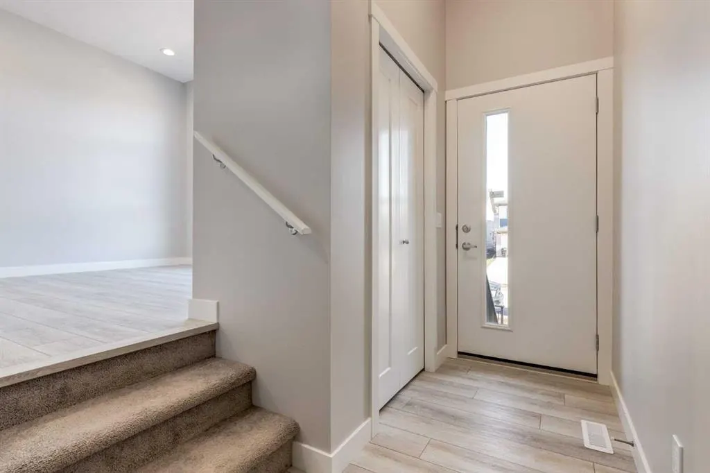 156 Walden Lane SE — photo 3
