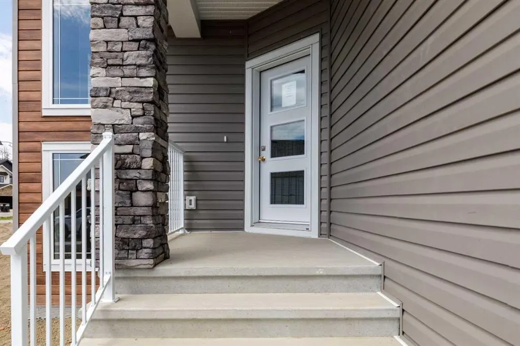 52 Everson Close — photo 2