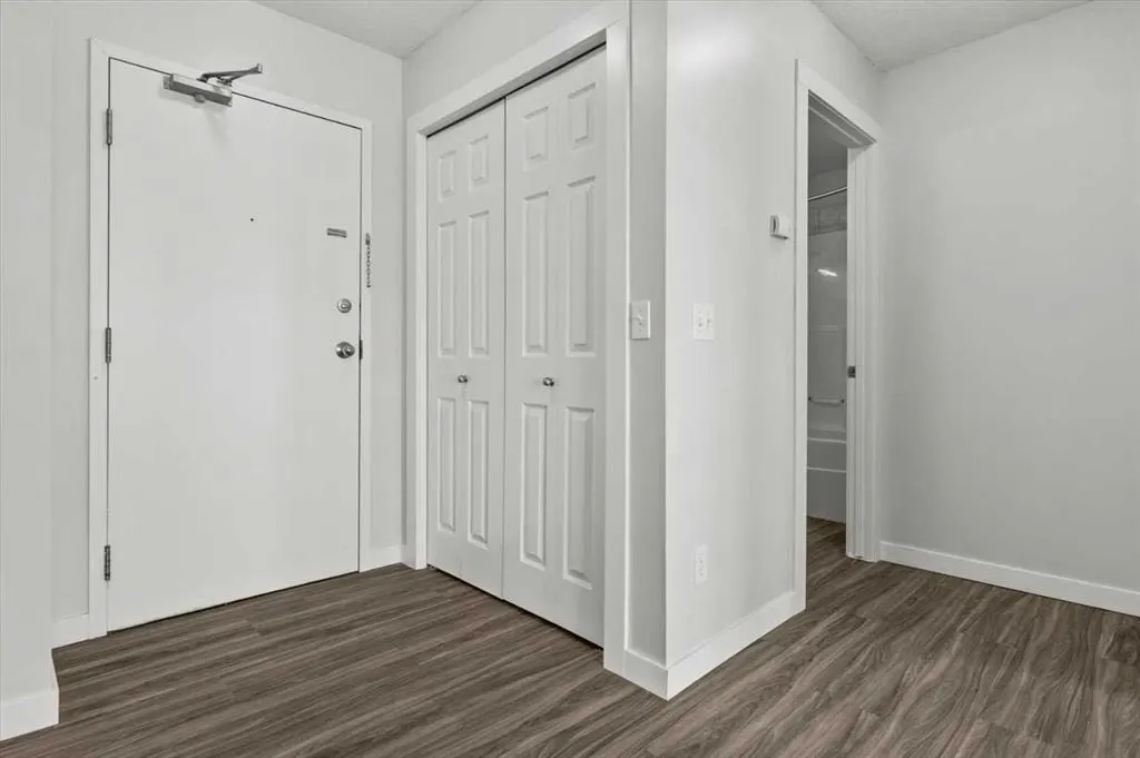 1010 Railway Street #214 — photo 3