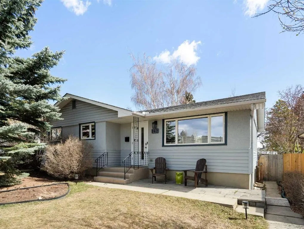 142 Winston Drive SW — photo 1