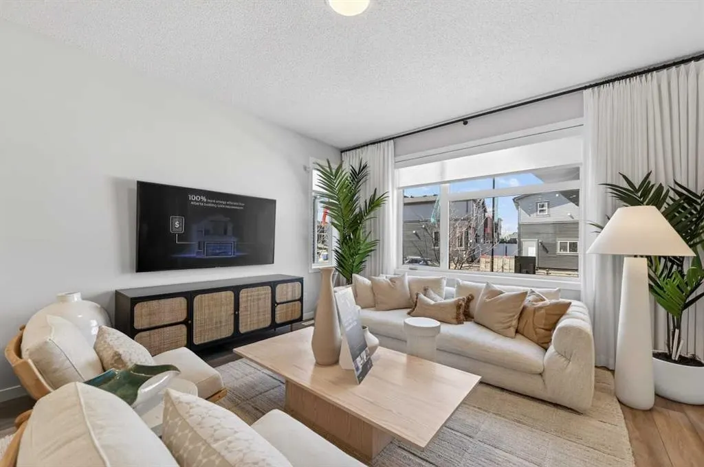 16 Belmont Place SW — photo 3