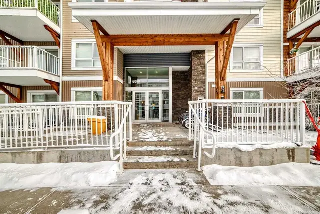 302 Skyview Ranch Drive NE #6204