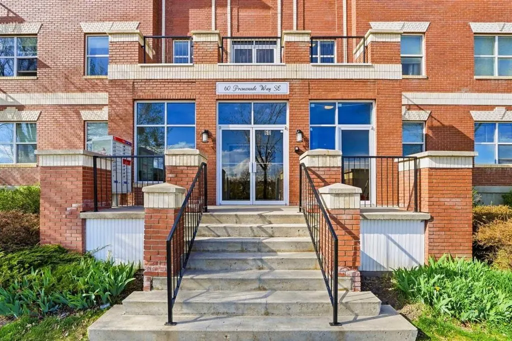 60 Promenade Way SE #207 — photo 3