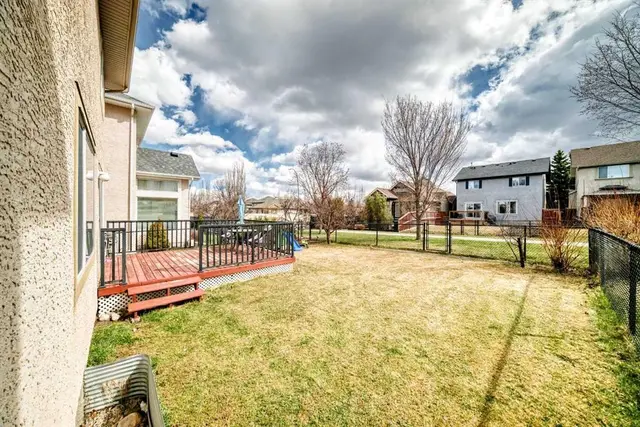 264 Everwillow Green SW