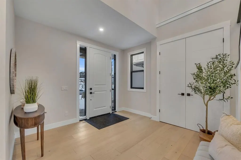 12 Spring Creek Point SW — photo 2