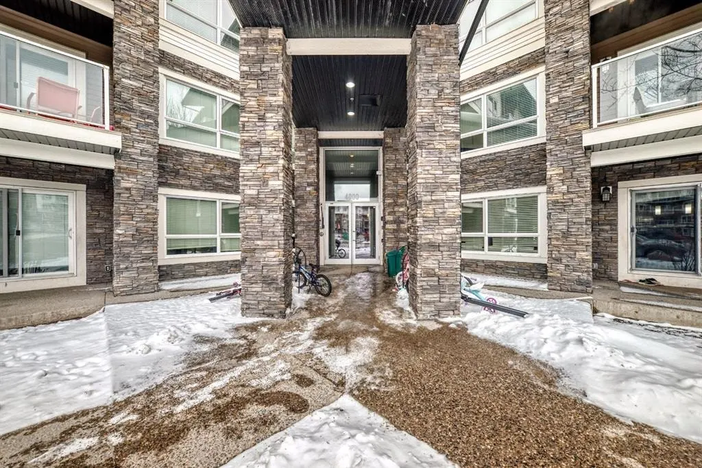 240 Skyview Ranch Road NE #4214 — photo 2