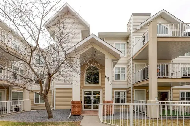 6800 Hunterview Drive NW #101