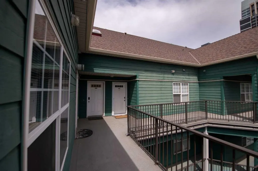 112 14 Avenue SE #235 — photo 2