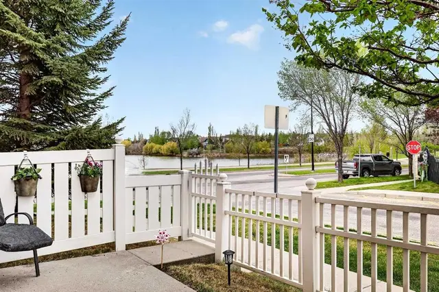 140 Promenade Way SE