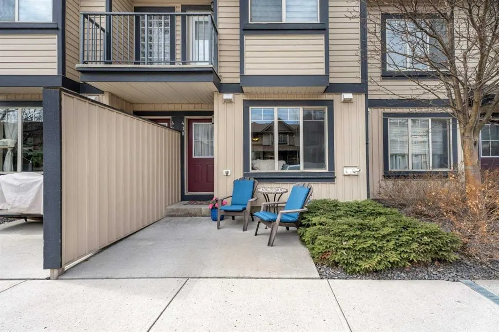 121 Copperpond Common SE #410 — photo 2