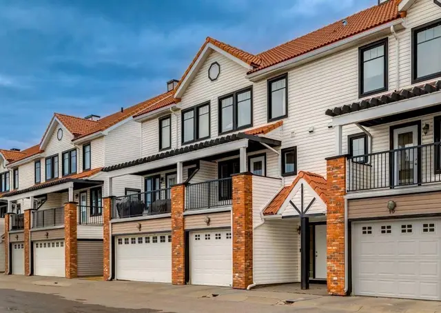 12 Royal Oak Lane NW