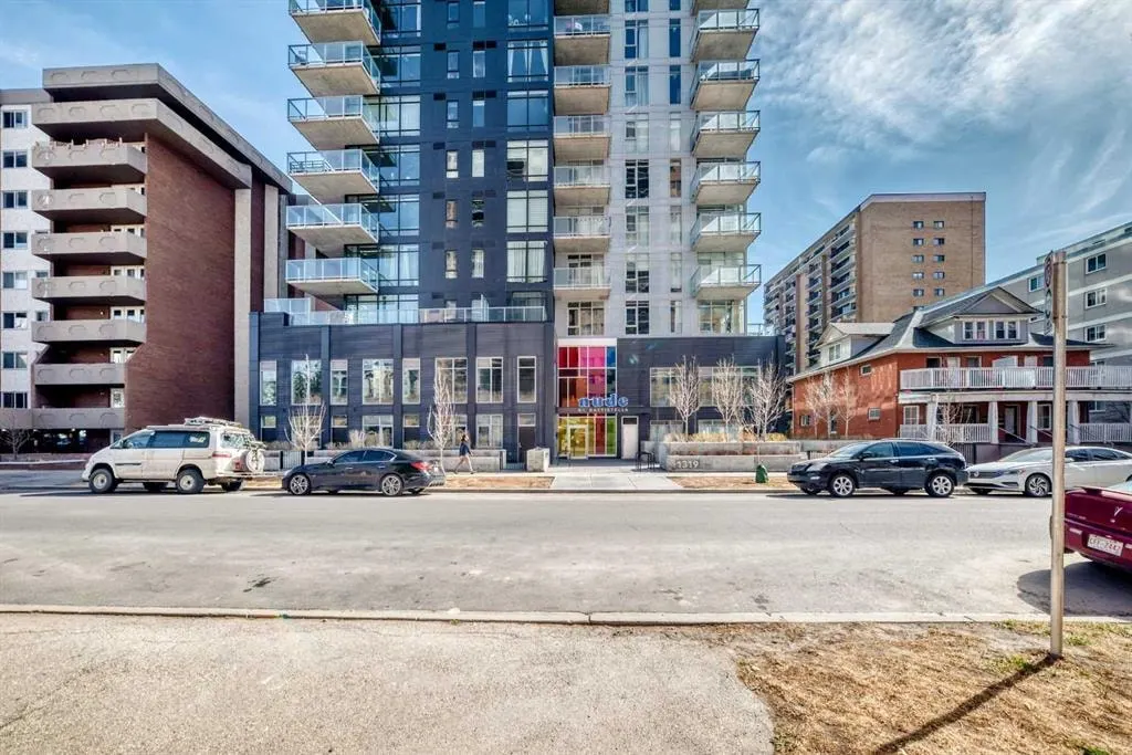 1319 14 Avenue SW #906 — photo 3