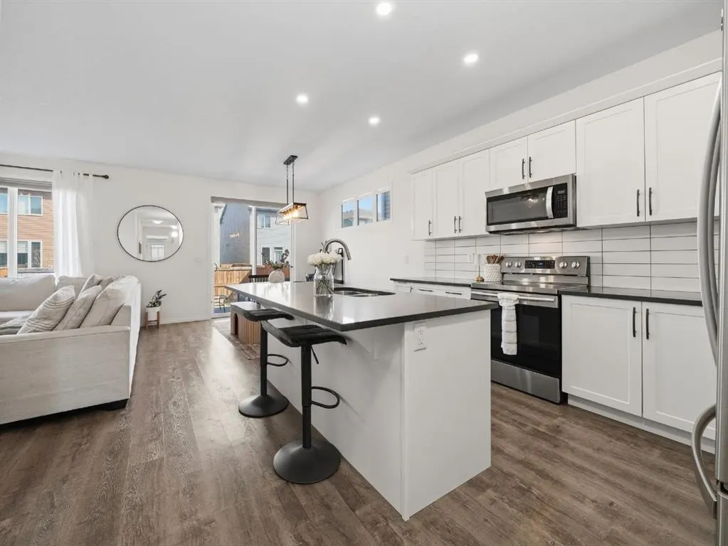 414 Windrow Common SW — photo 3