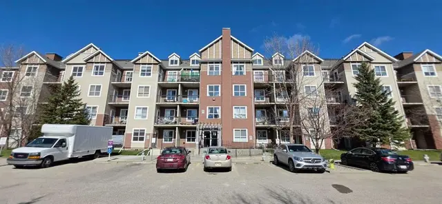 73 Erin Woods Court SE #1206