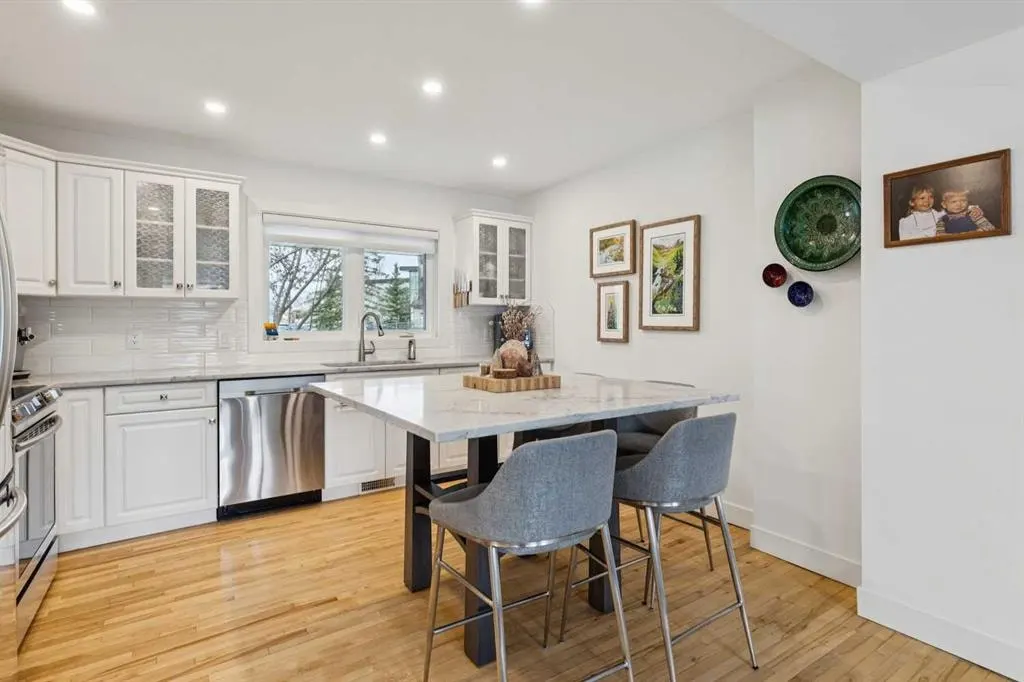 4412 Amiens Road SW — photo 3