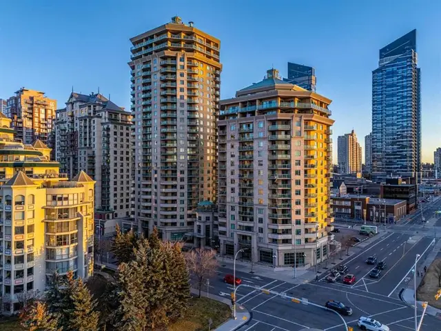 1121 6 Avenue SW #1004
