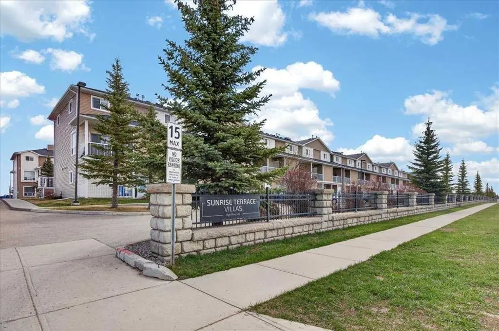 349 Sunrise Terrace NE — photo 3