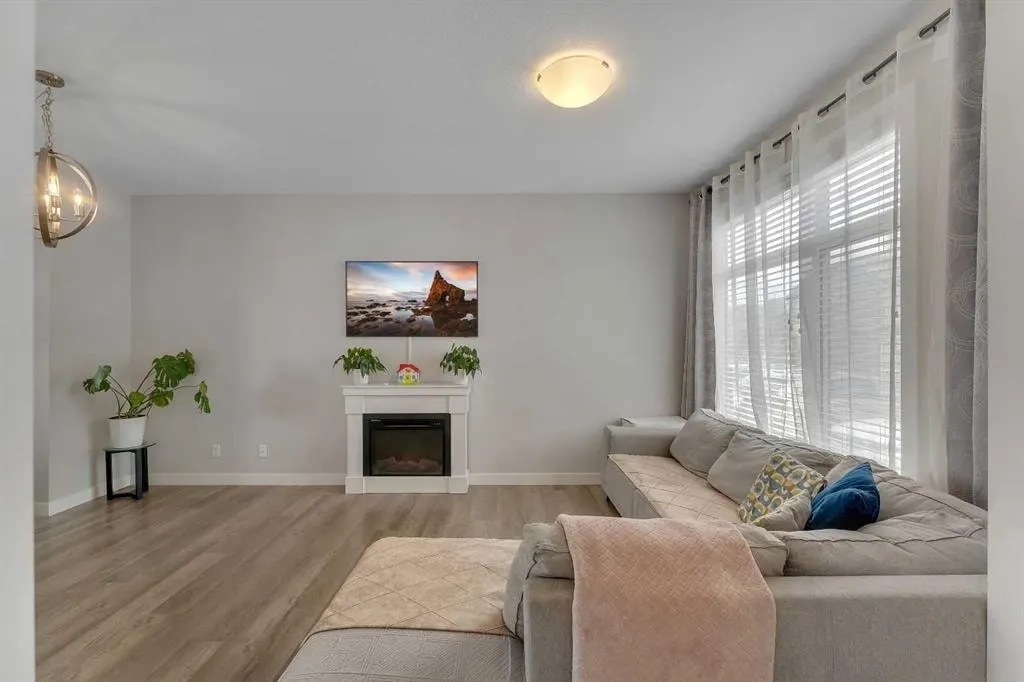 136 Sage Meadows Gardens NW — photo 3