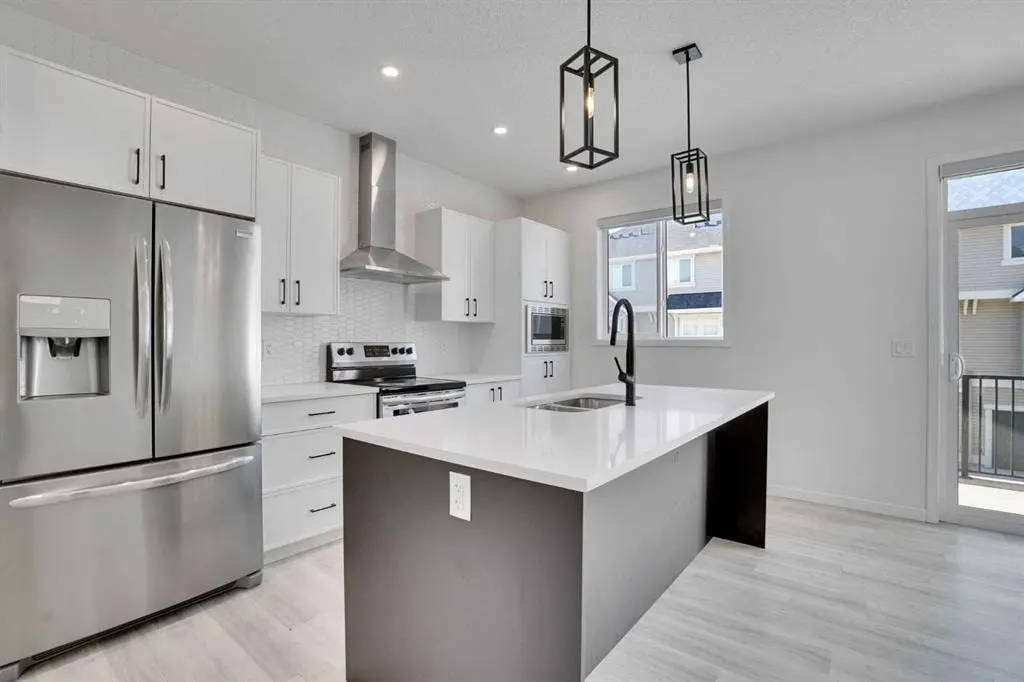 229 SOUTH POINT Park SW — photo 3