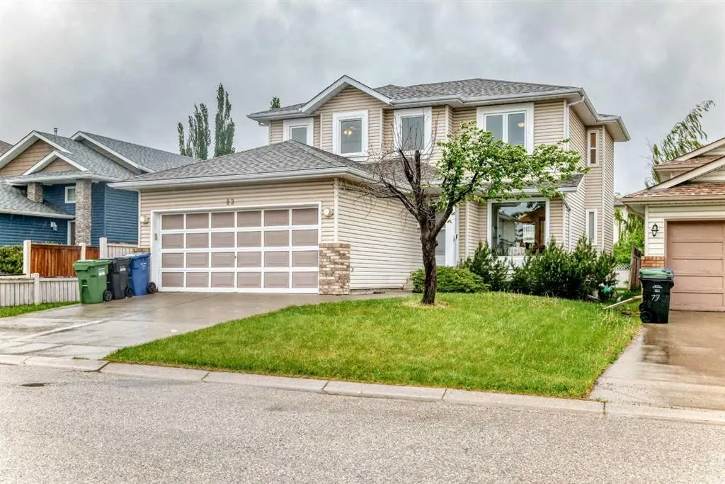 83 Hawkmount Green NW — photo 1
