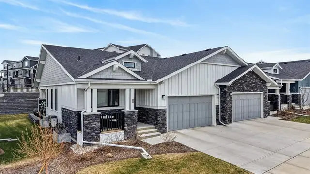 46 Crestridge Bay SW