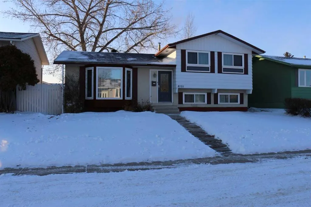 6151 Penworth Road SE — photo 3