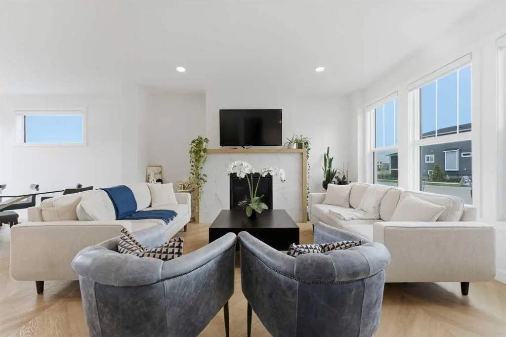 151 Harmony Circle — photo 2