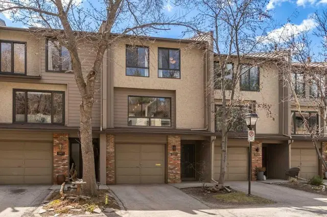 3929 Point Mckay Road NW