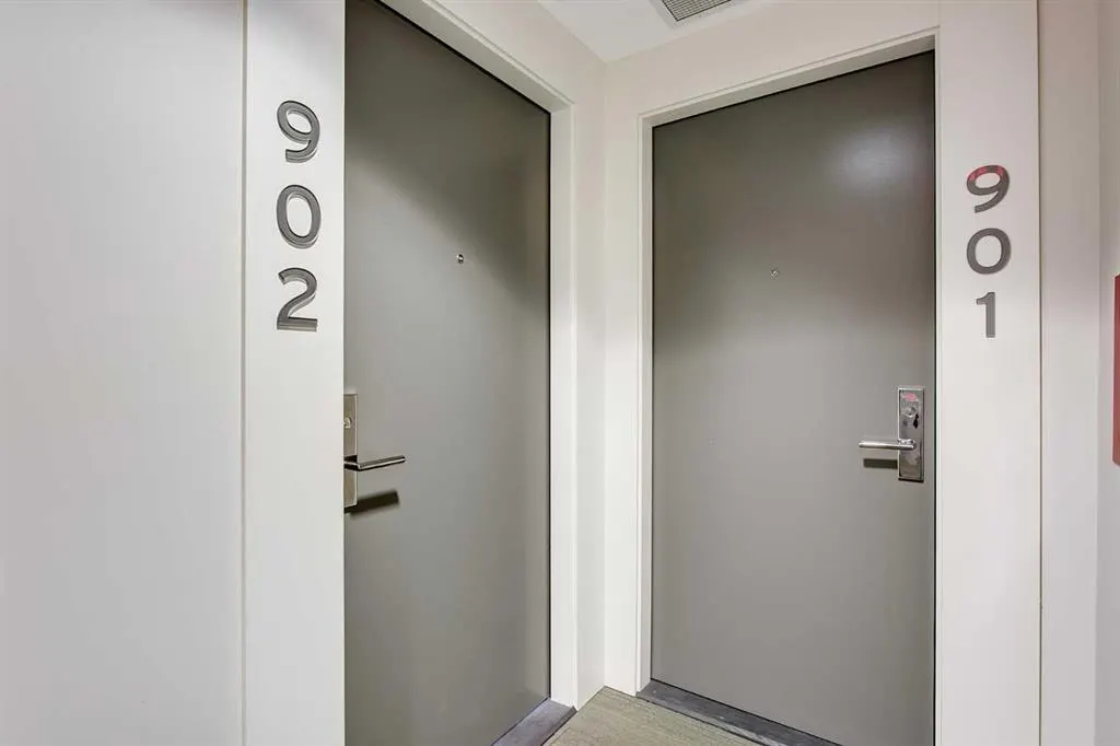 1501 6 Street SW #902 — photo 3