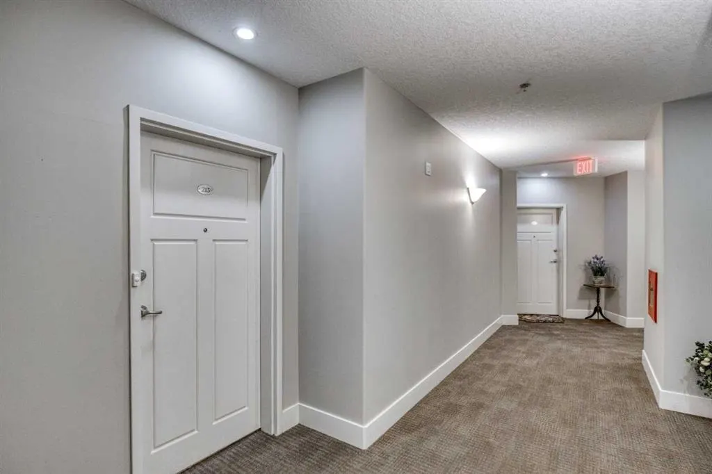 77 George Fox Trail W #213 — photo 3