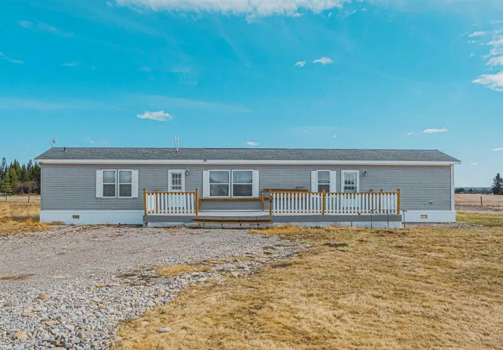 33035 Range Road 60 — photo 1