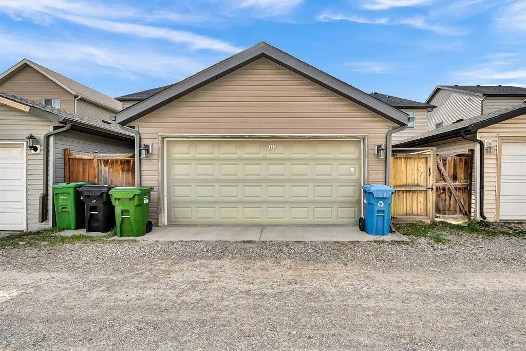 176 Skyview Point Green NE — photo 2