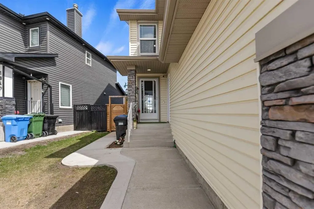 100 Saddlecrest Boulevard NE — photo 3