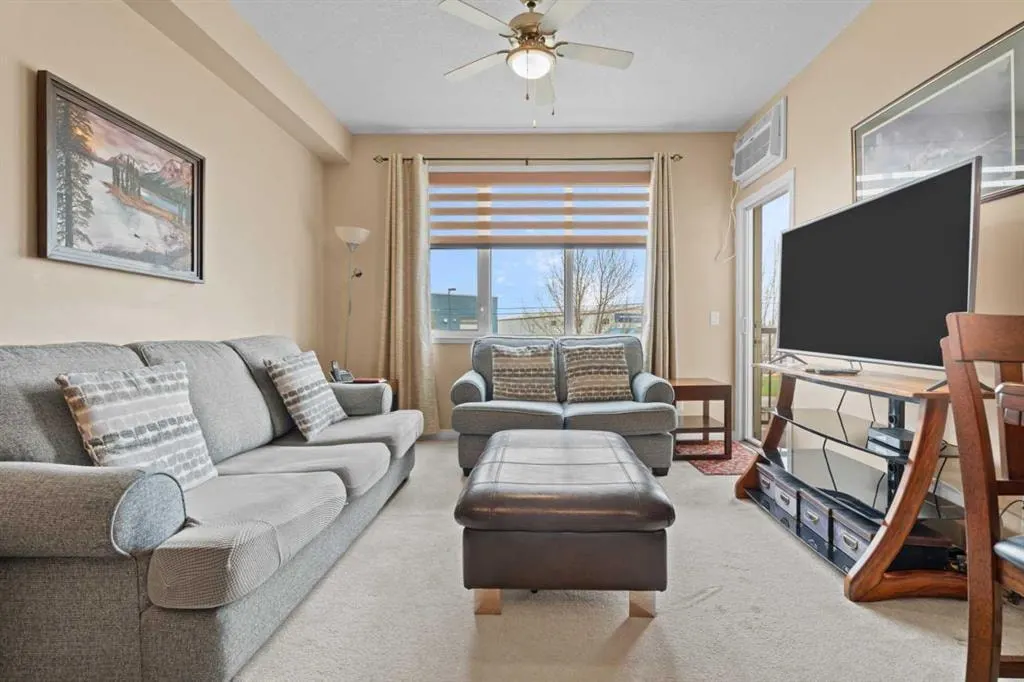 43 Sunrise Loop SE #215 — photo 1