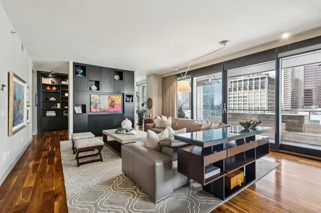 108 9 Avenue SW #1601