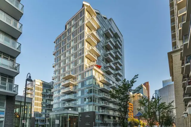 108 Waterfront Court SW #803