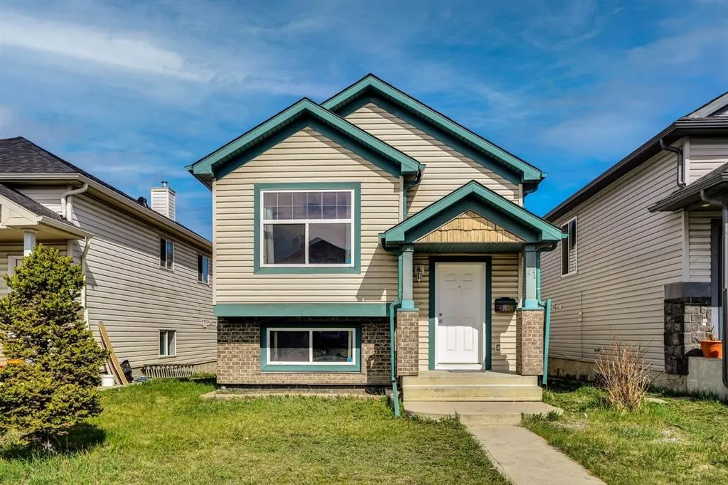 71 Saddlemont Road NE — photo 1