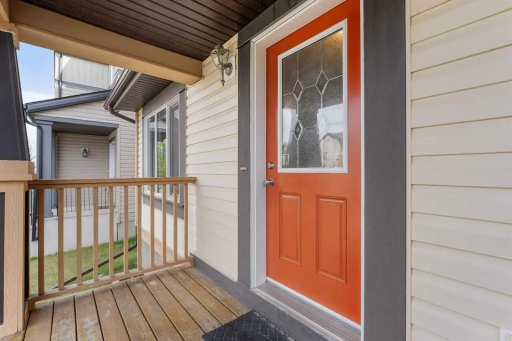 104 Copperstone Terrace SE — photo 2