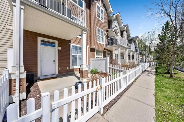 43 Toscana Gardens NW