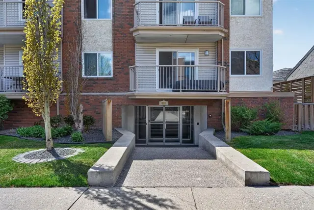 809 4 Street NE #202