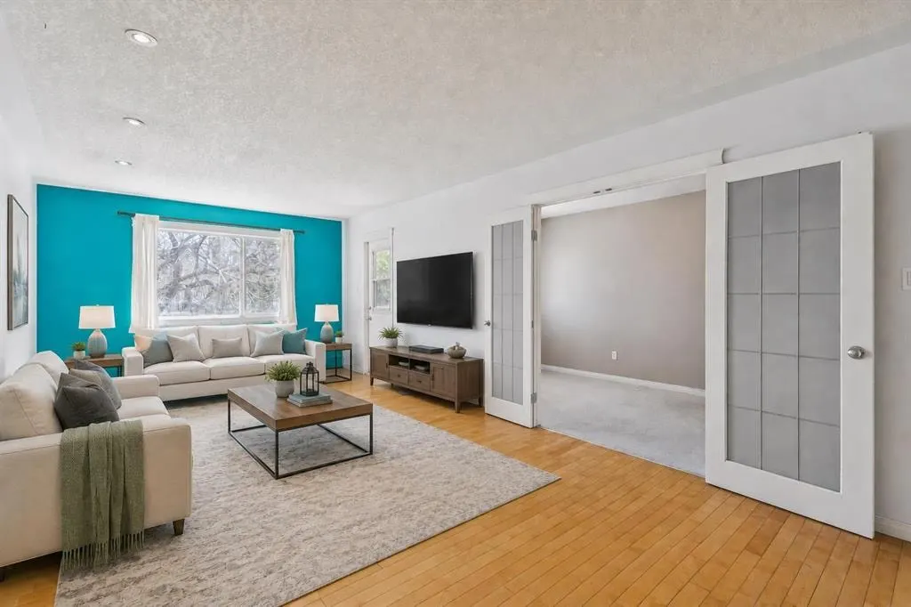 638 Meredith Road NE #301 — photo 2