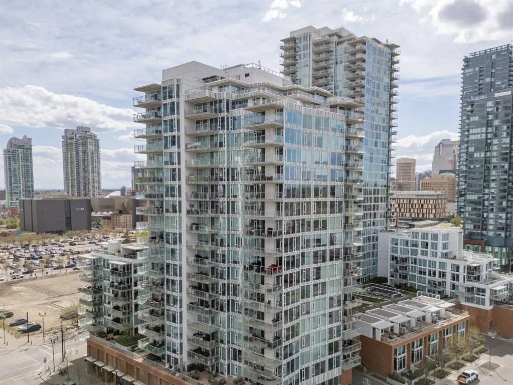 519 Riverfront Avenue SE #206 — photo 3