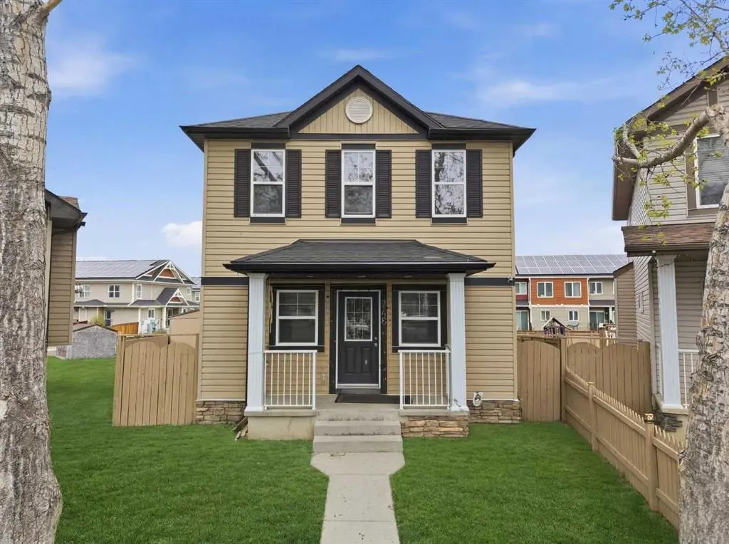 246 Martinwood Place NE — photo 1