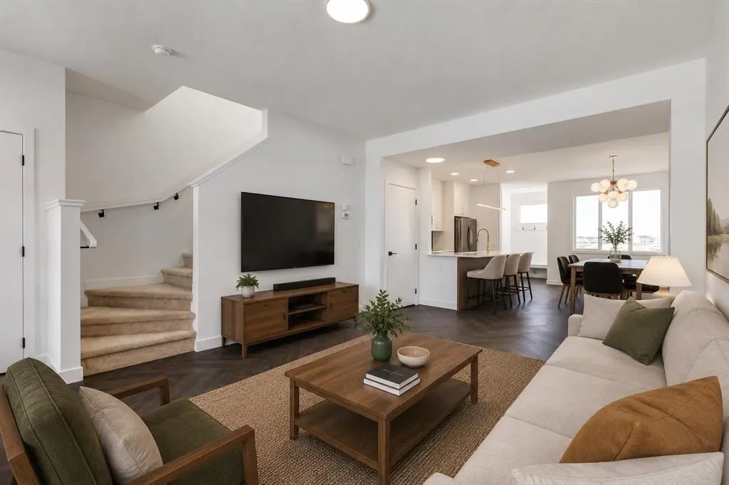 218 Greystone Boulevard — photo 2