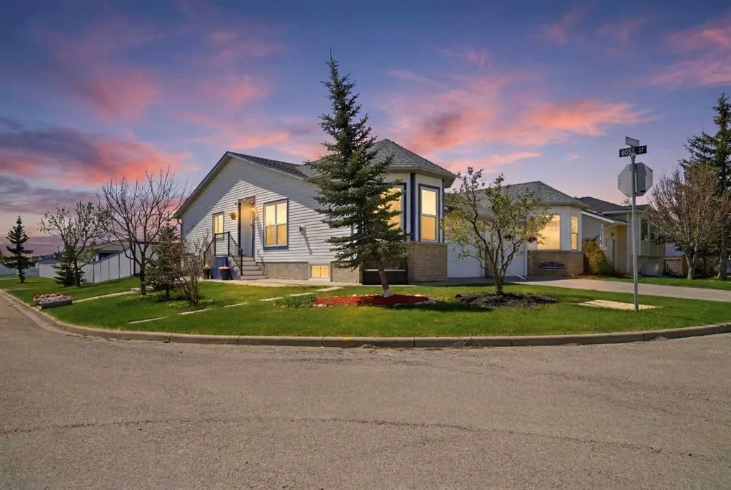 55 Ross Place — photo 1