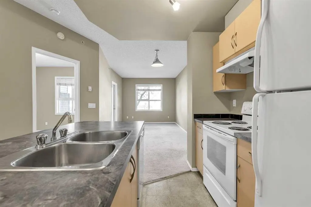 73 Erin Woods Court SE #1103 — photo 3