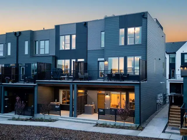 708 Sovereign Common SW