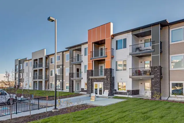 4 Sage Hill Terrace NW #201