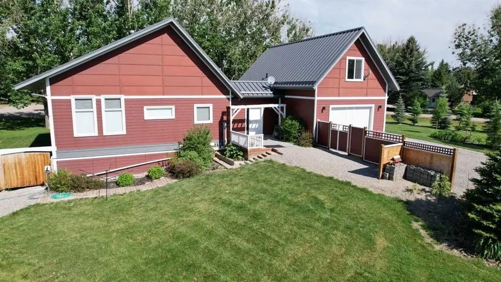 211 Moon River Drive — photo 2